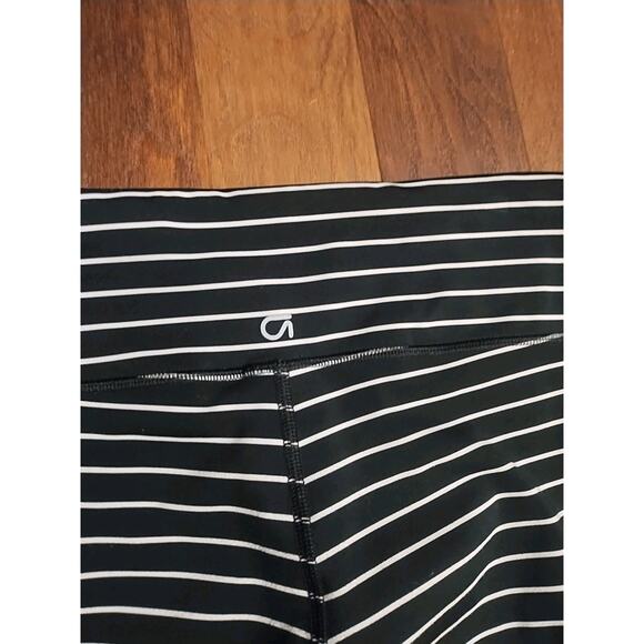 Gap fit leggings womens XS black striped blackout technology 7/8 length 26 x 24 - Picture 3 of 5